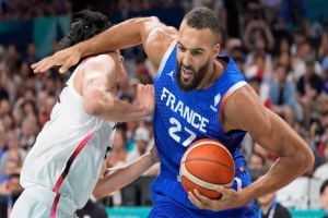 Team USA Versus France in Olympic Gold Medal Game