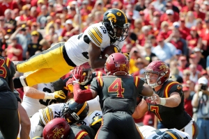 Iowa State Beats Iowa in Thrilling Showdown